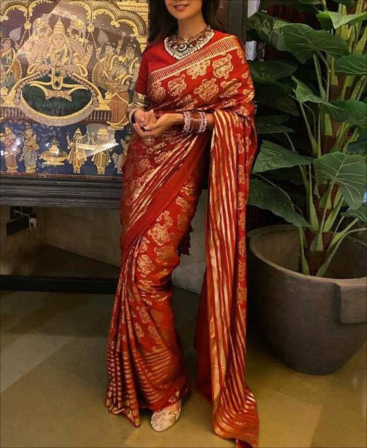 Shilpa Shetty Red Silk Saree